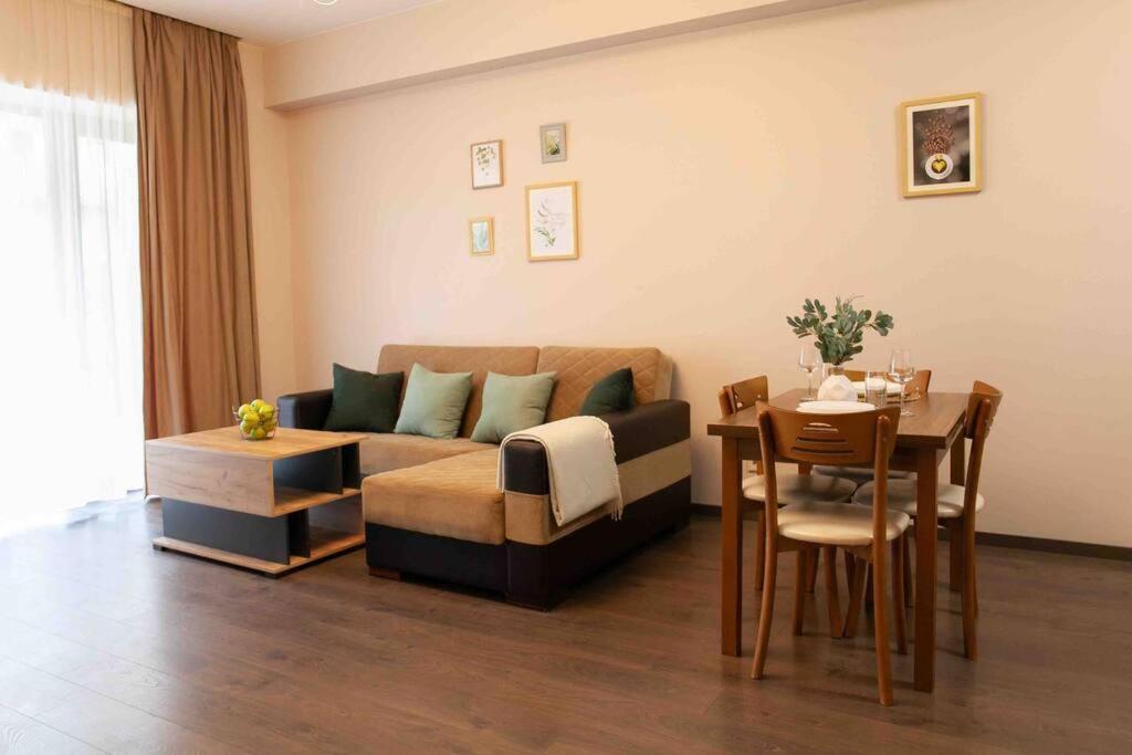 Gg - Cozy 1 Bedroom On Kazbegi Avenue 15 Apartment *
